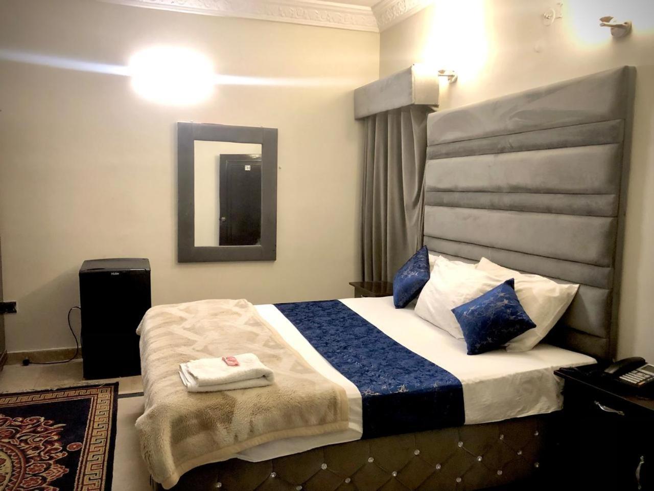 Hotel Royal Grand Lahore Exterior foto